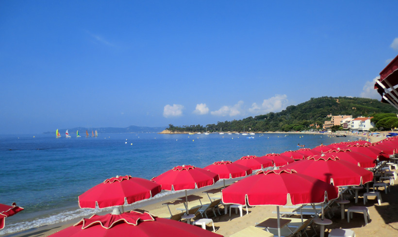 Plage Cavalière. au Lavandou